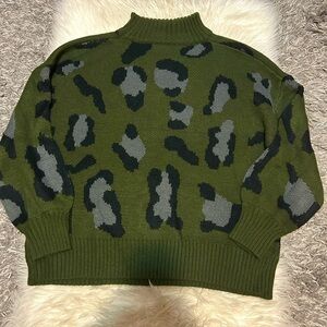 Green & Gray Leopard Print Sweater
